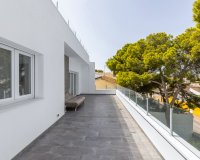 Resale - Villa / House - Torrevieja - Los Balcones