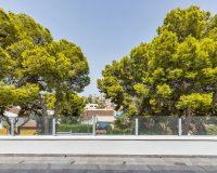 Resale - Villa / House - Torrevieja - Los Balcones