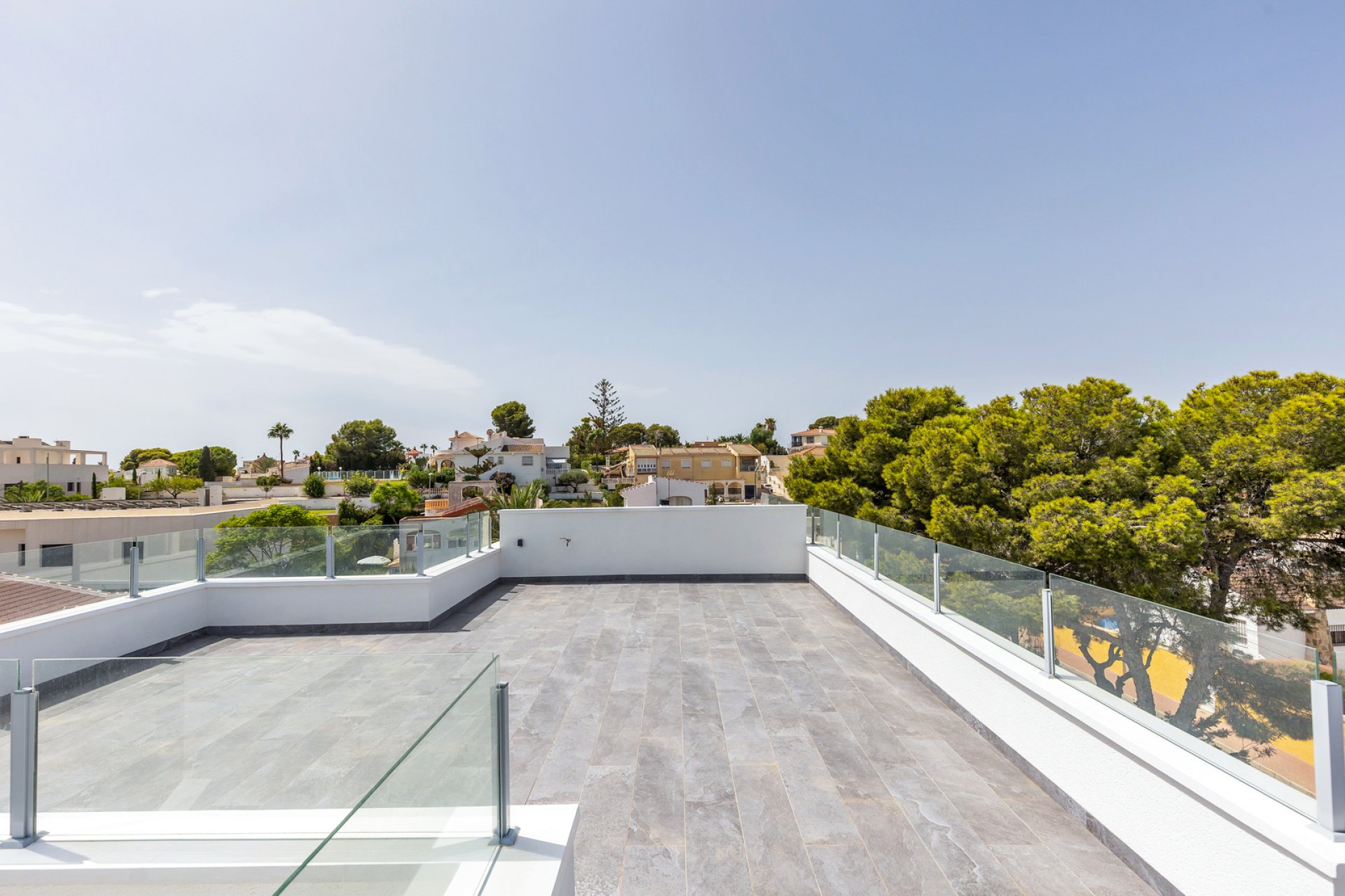 Resale - Villa / House - Torrevieja - Los Balcones