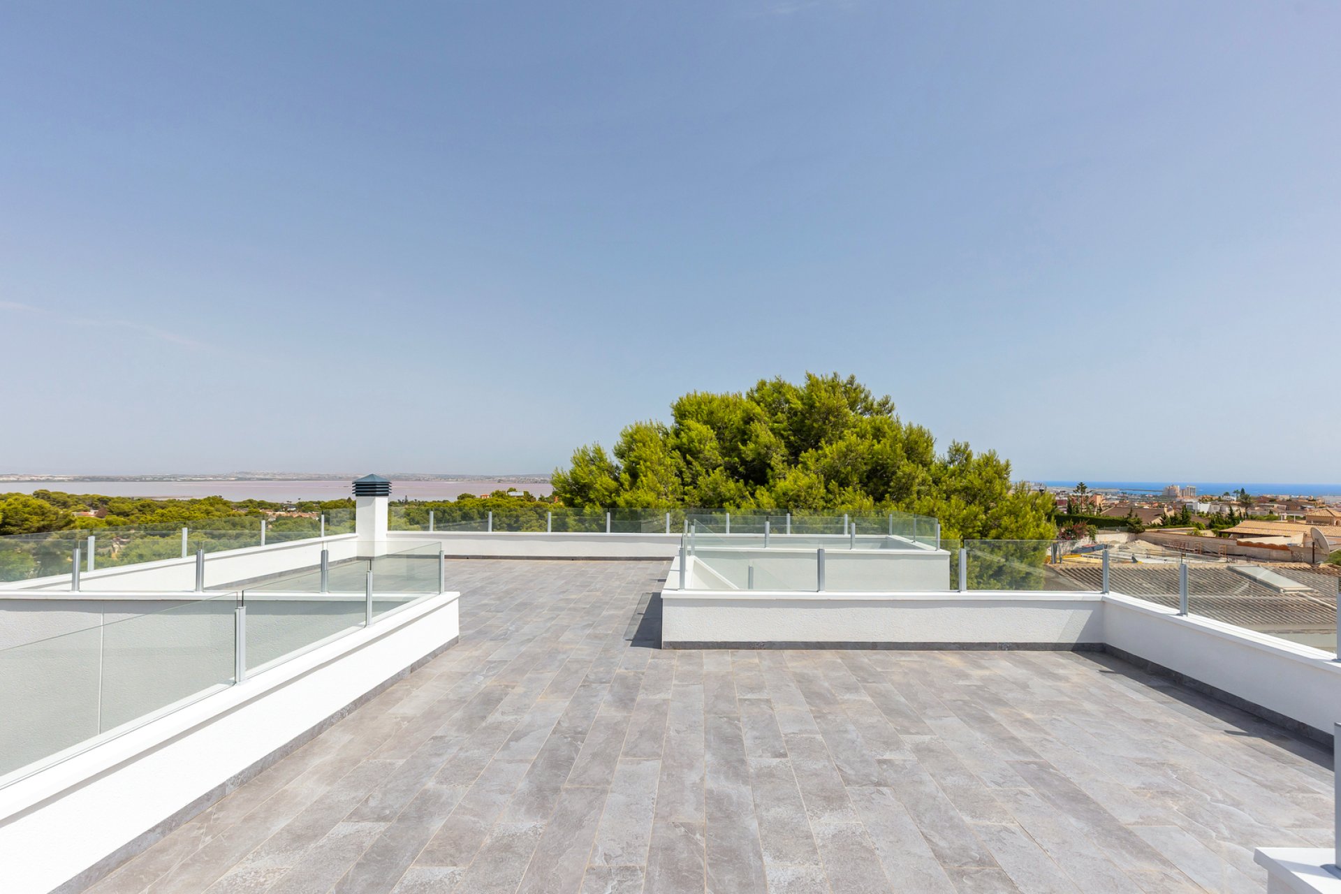 Resale - Villa / House - Torrevieja - Los Balcones