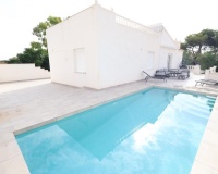Resale - Villa / House - Torrevieja - Los Balcones