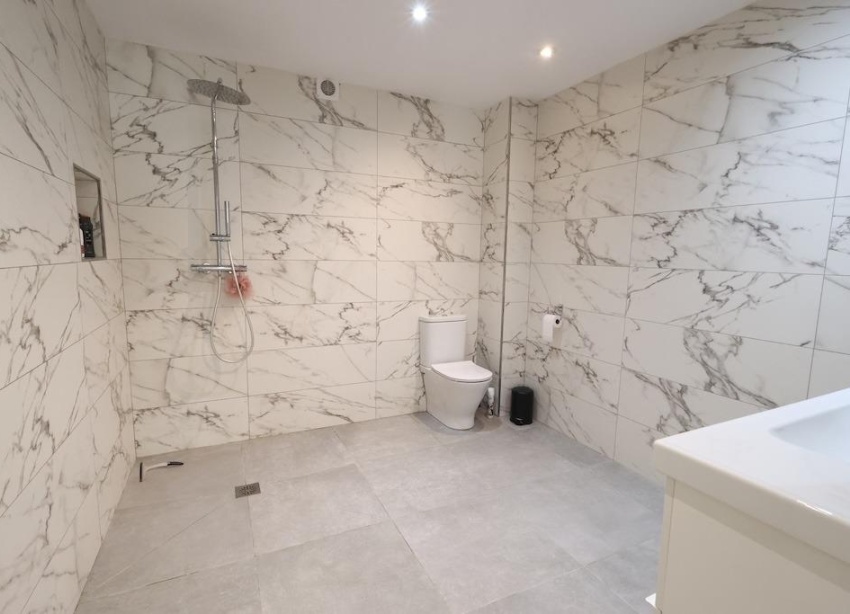 Resale - Villa / House - Torrevieja - Los Balcones