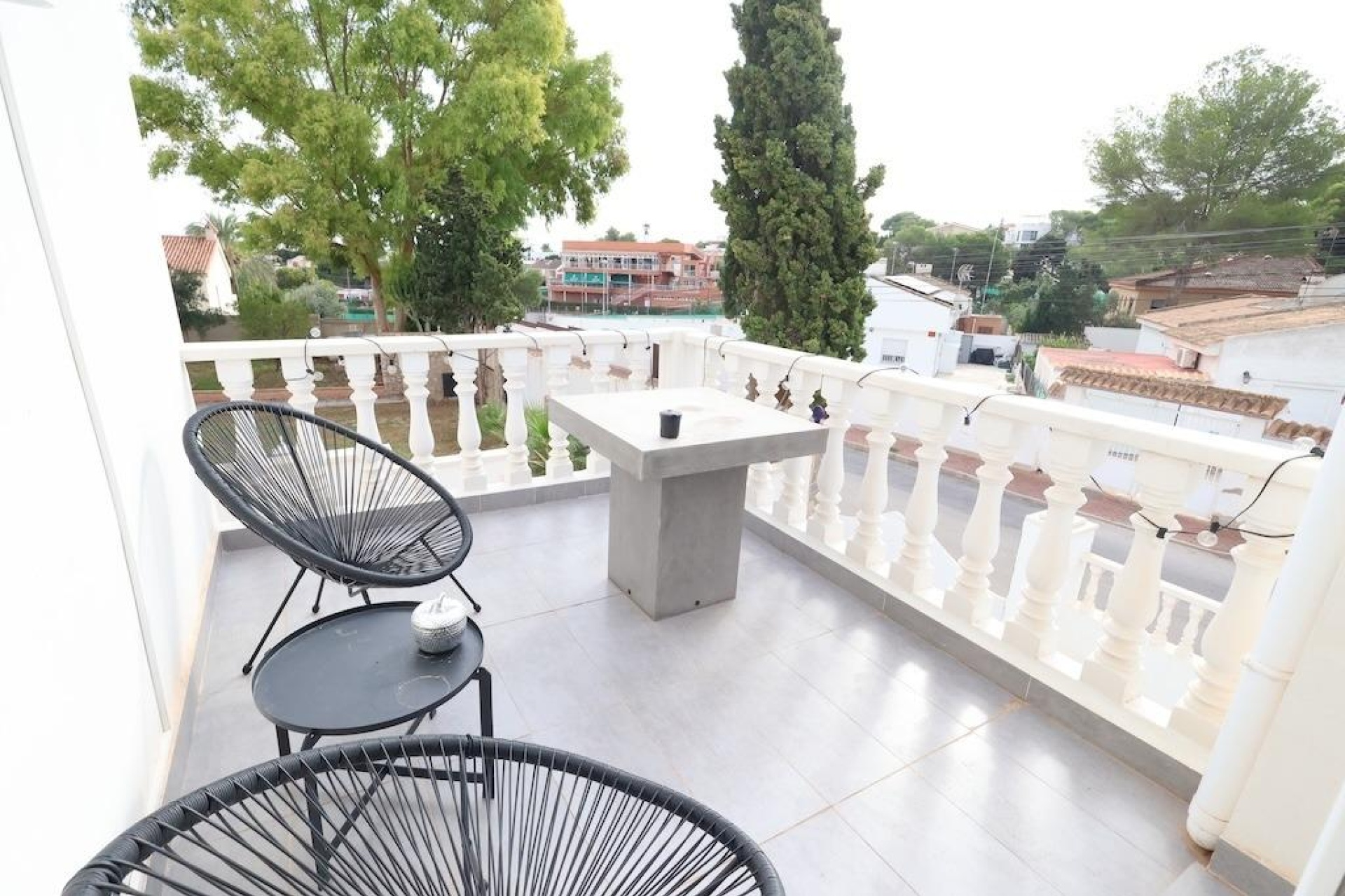 Resale - Villa / House - Torrevieja - Los Balcones