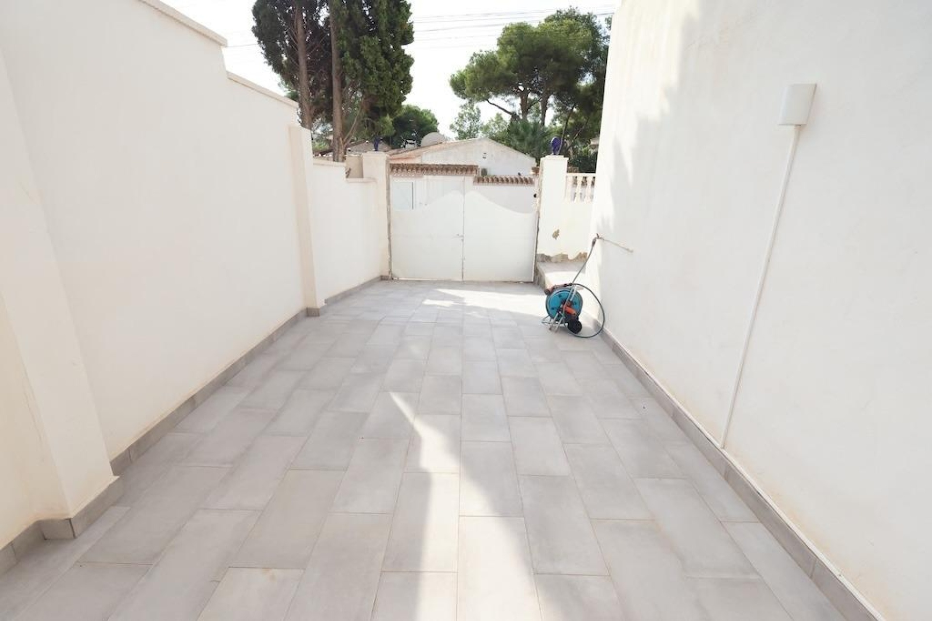Resale - Villa / House - Torrevieja - Los Balcones