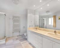 Resale - Villa / House - Torrevieja - Playa de los Locos