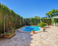 Resale - Villa / House - Torrevieja - Torreta florida