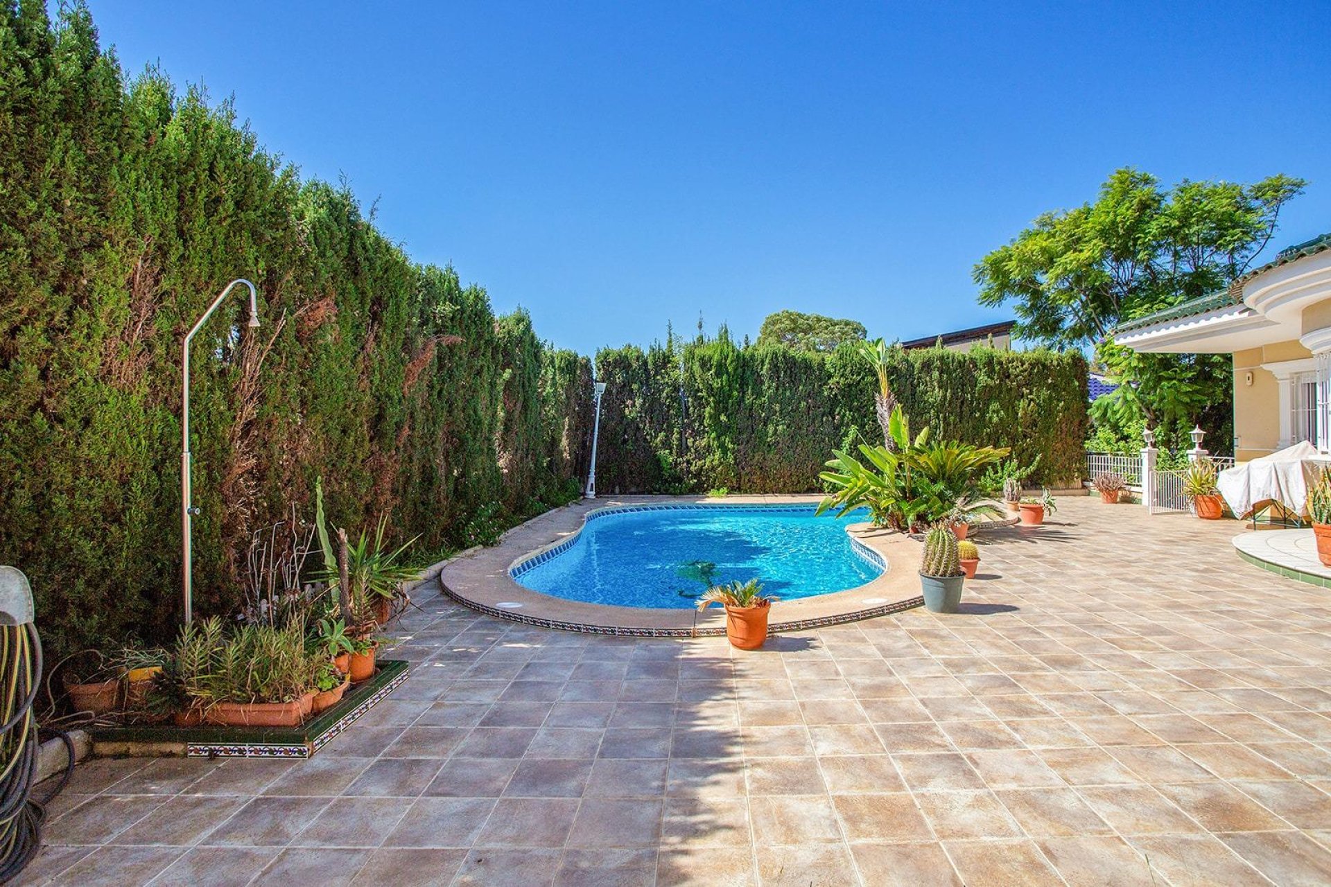 Resale - Villa / House - Torrevieja - Torreta florida
