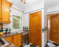 Resale - Villa / House - Torrevieja - Torreta florida