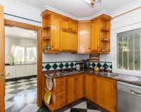 Resale - Villa / House - Torrevieja - Torreta florida