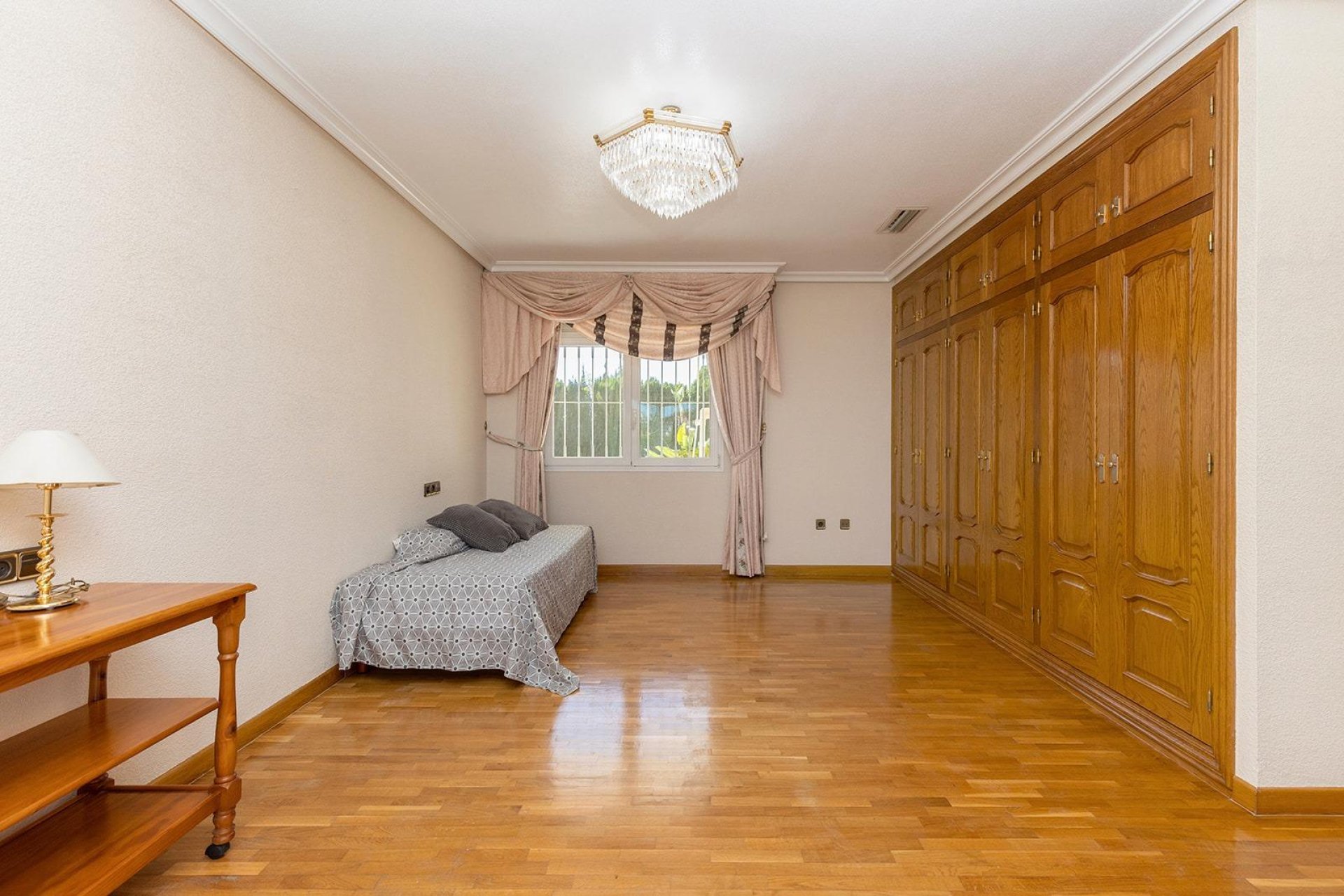 Resale - Villa / House - Torrevieja - Torreta florida