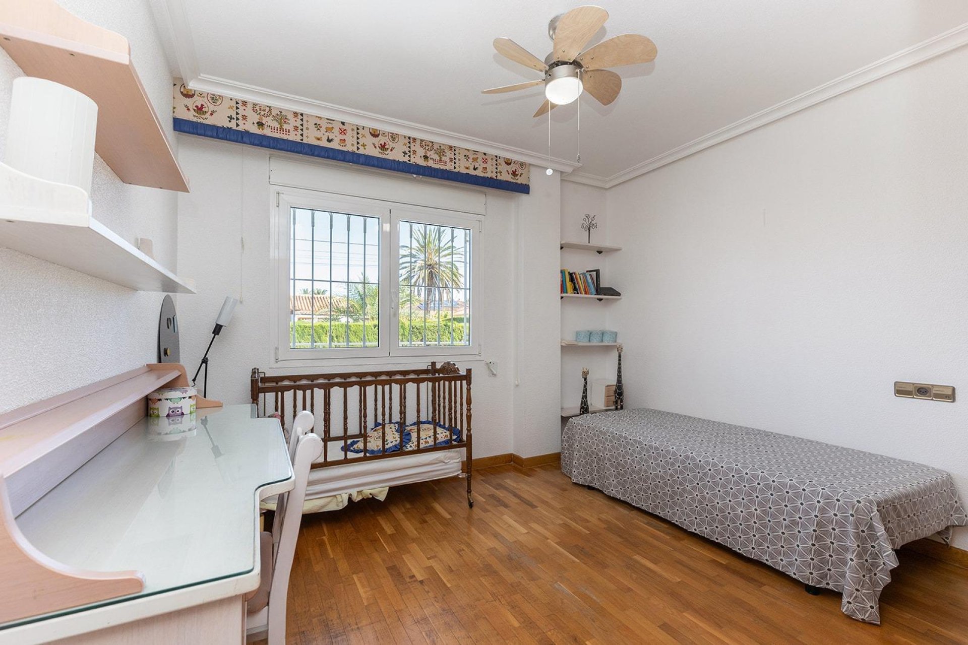 Resale - Villa / House - Torrevieja - Torreta florida