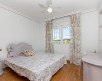 Resale - Villa / House - Torrevieja - Torreta florida