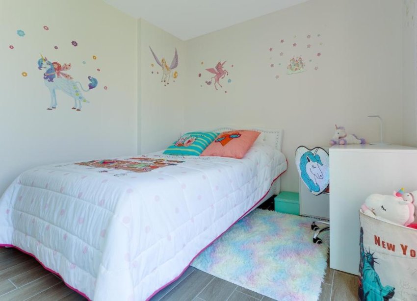 Resale - Villa / House - Torrevieja