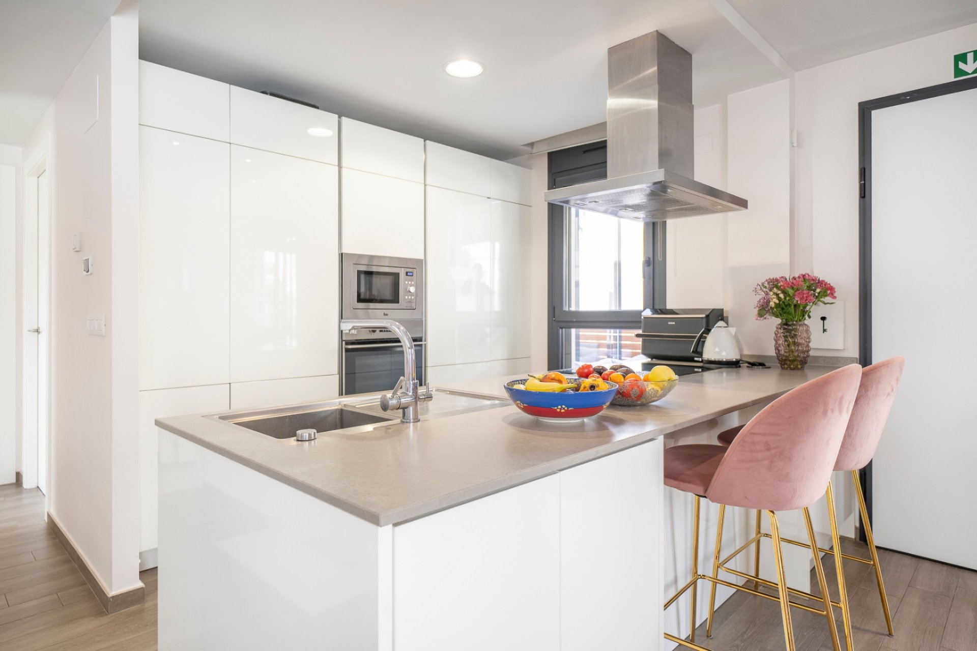 Resale - Villa / House - Torrevieja