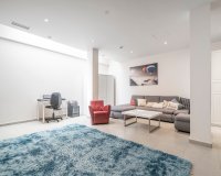 Resale - Villa / House - Torrevieja