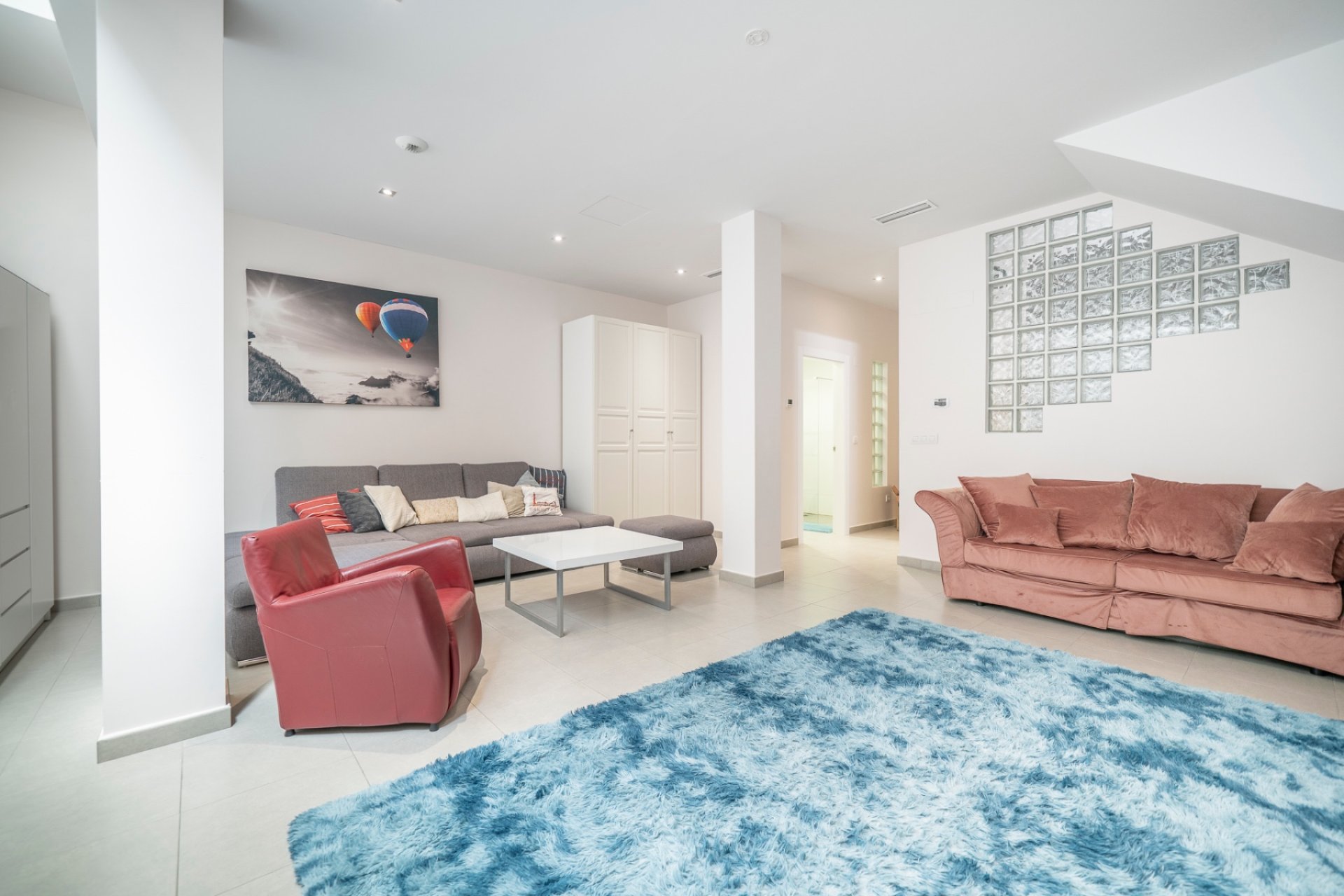 Resale - Villa / House - Torrevieja