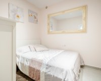 Resale - Villa / House - Torrevieja