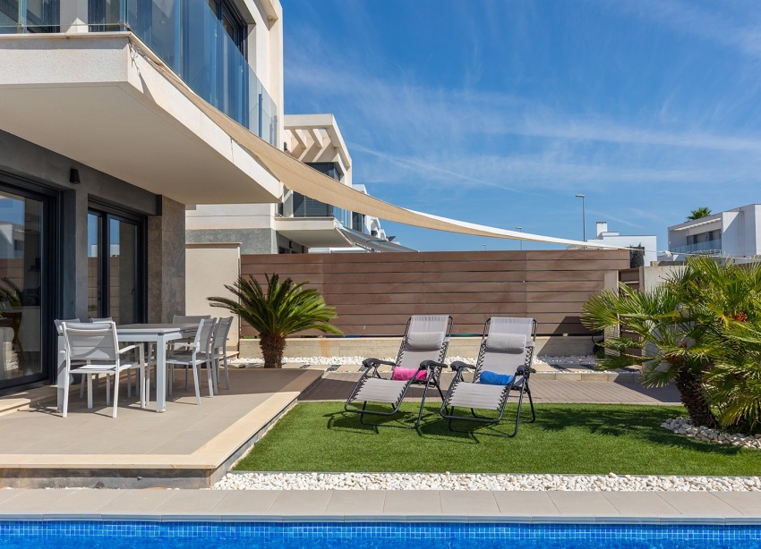 Resale - Villa / House - Vistabella Golf - Entre Naranjos Vistabella Golf