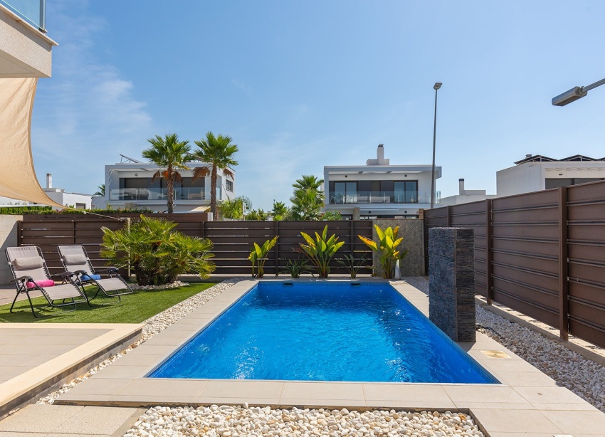 Resale - Villa / House - Vistabella Golf - Entre Naranjos Vistabella Golf
