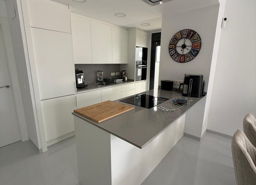Resale - Villa / House - Vistabella Golf