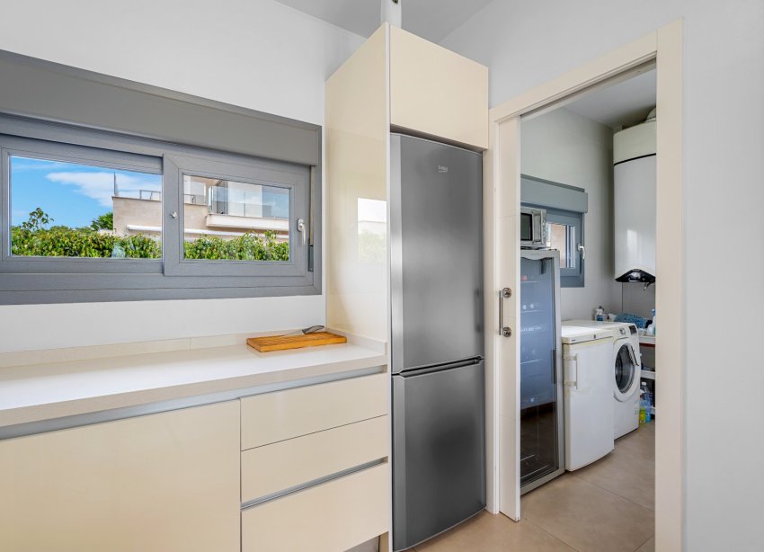 Resale - Villa - Jacarilla - Vistabella