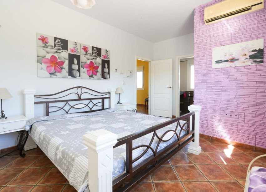 Resale - Villa - Jacarilla