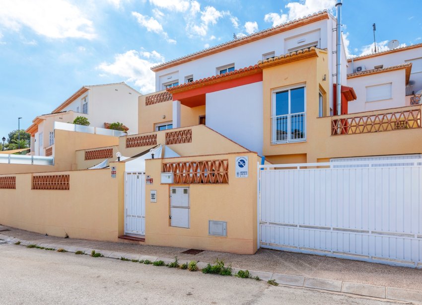 Resale - Villa - L'alfas Del Pi - Alfas del Pí