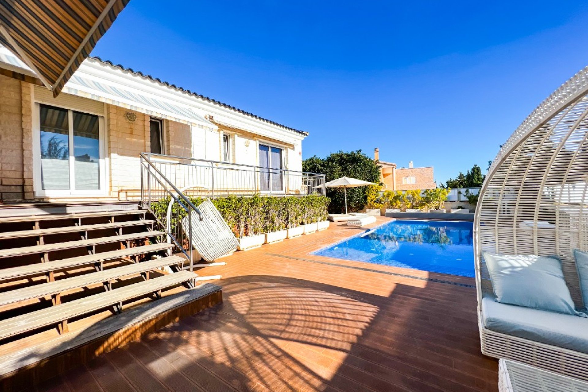 Resale - Villa - La Mata