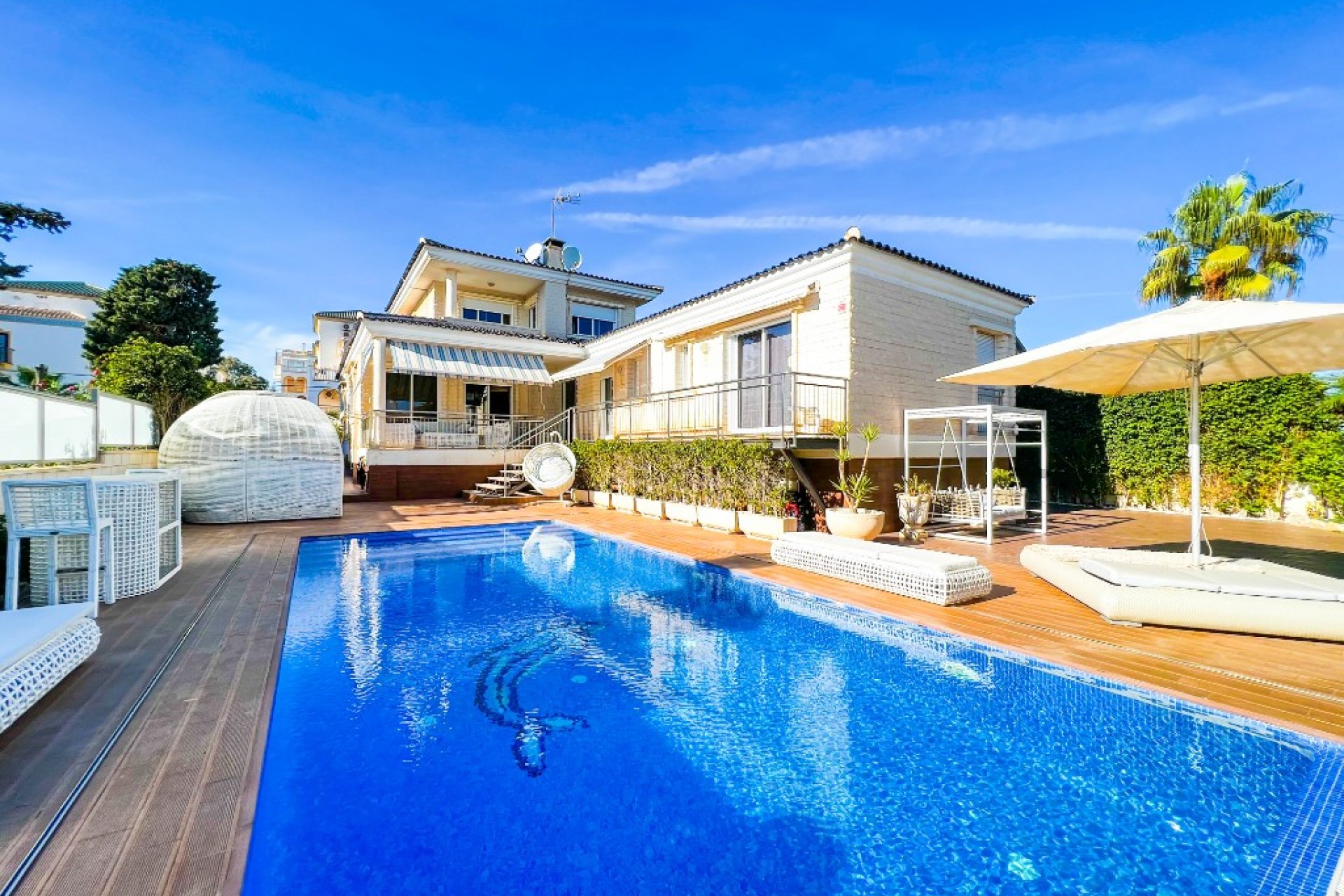 Resale - Villa - La Mata