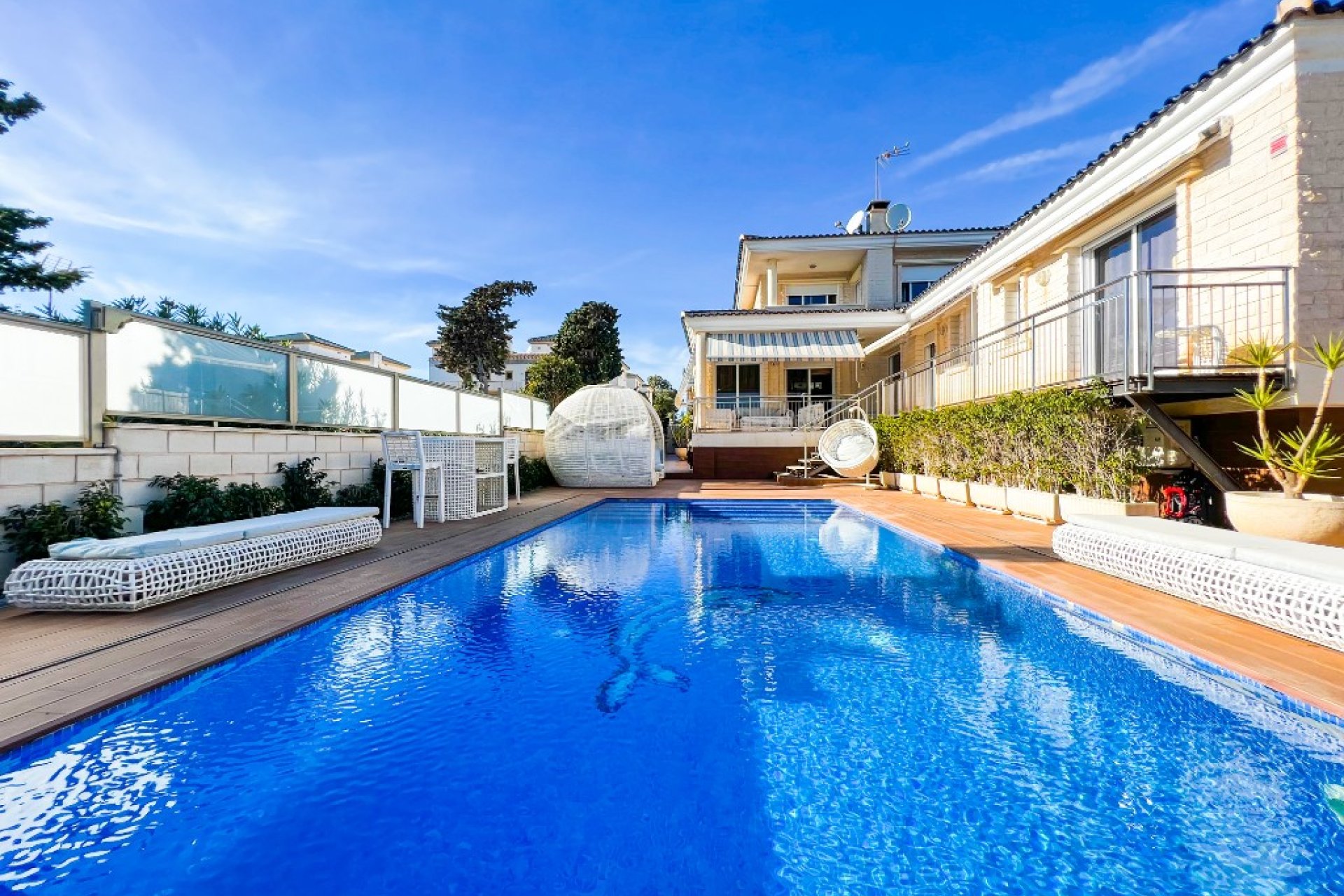 Resale - Villa - La Mata