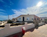 Resale - Villa - La Mata