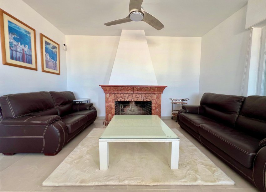 Resale - Villa - La Mata