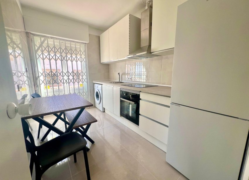 Resale - Villa - La Mata