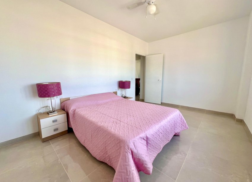 Resale - Villa - La Mata