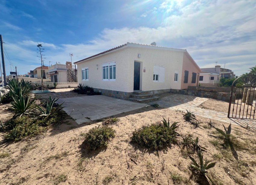 Resale - Villa - La Mata