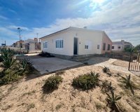 Resale - Villa - La Mata