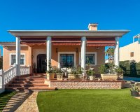 Resale - Villa - La Mata