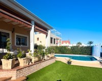 Resale - Villa - La Mata