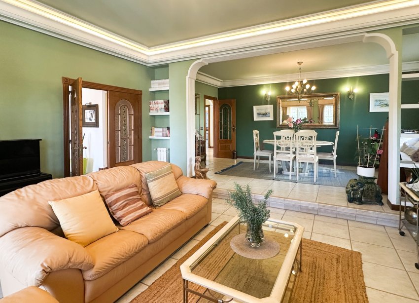 Resale - Villa - La Mata