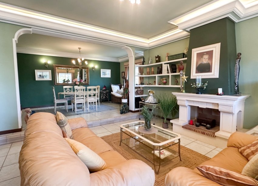 Resale - Villa - La Mata