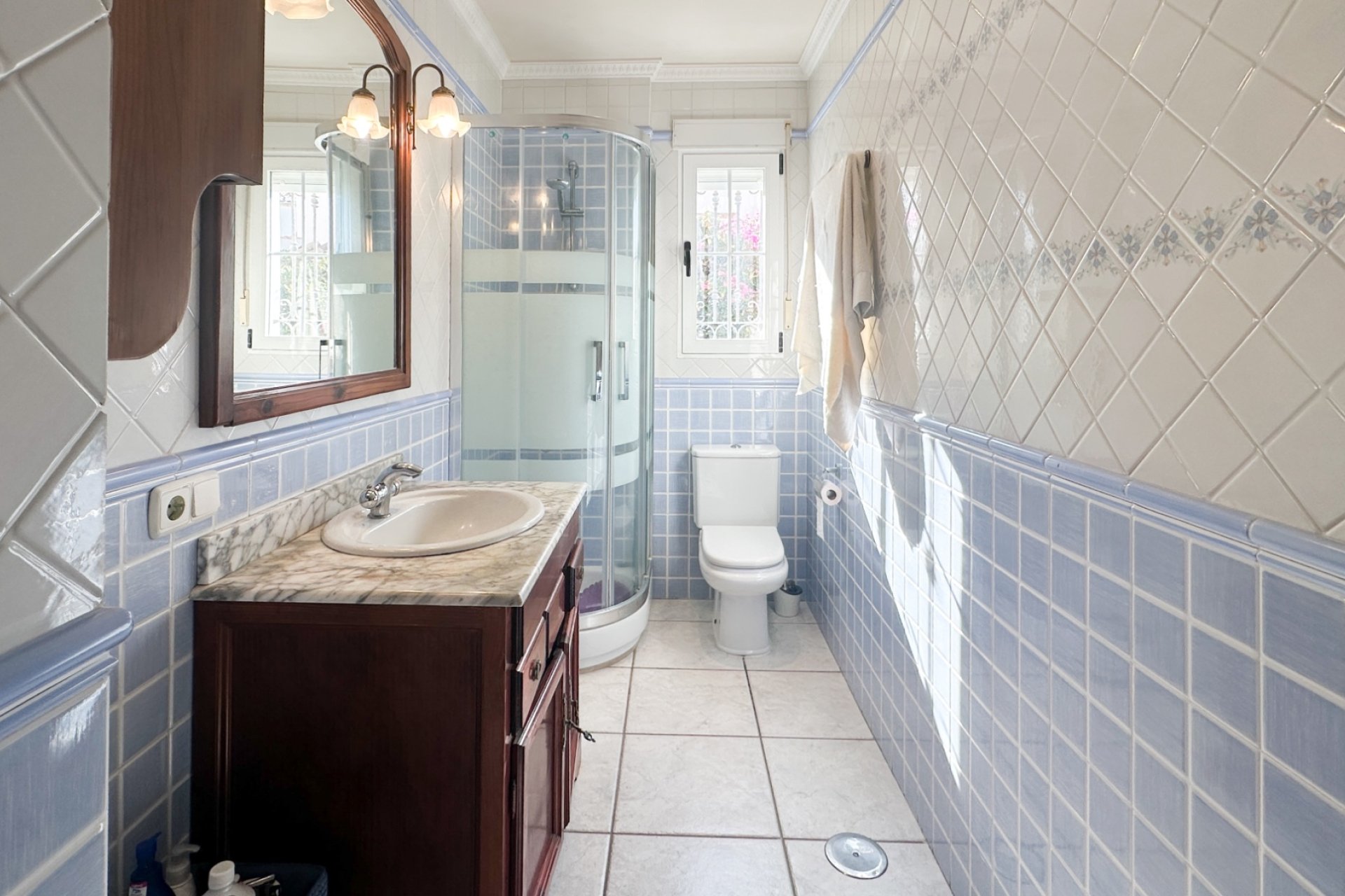 Resale - Villa - La Mata