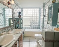 Resale - Villa - La Mata