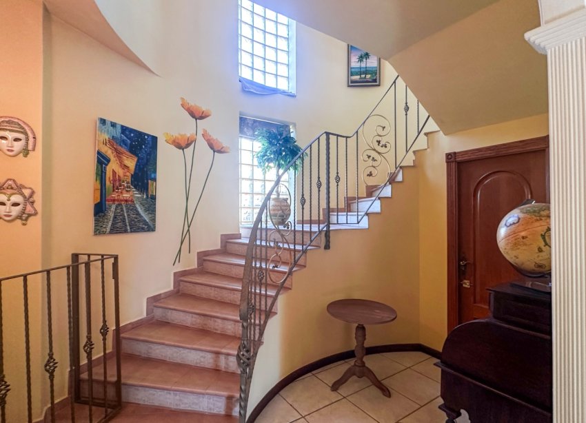 Resale - Villa - La Mata