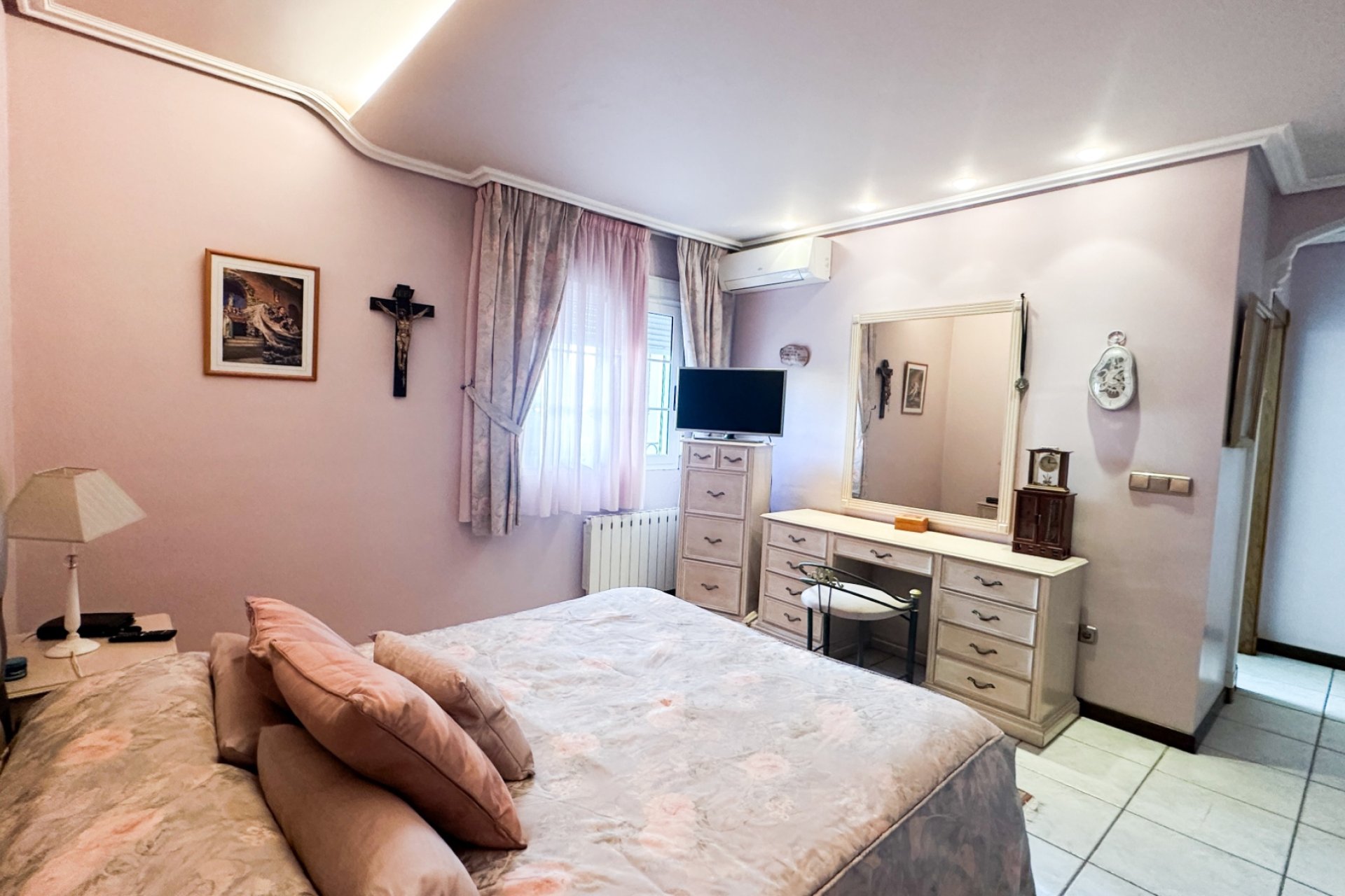 Resale - Villa - La Mata