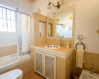 Resale - Villa - La Mata