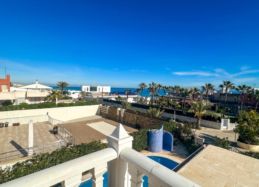 Resale - Villa - La Mata