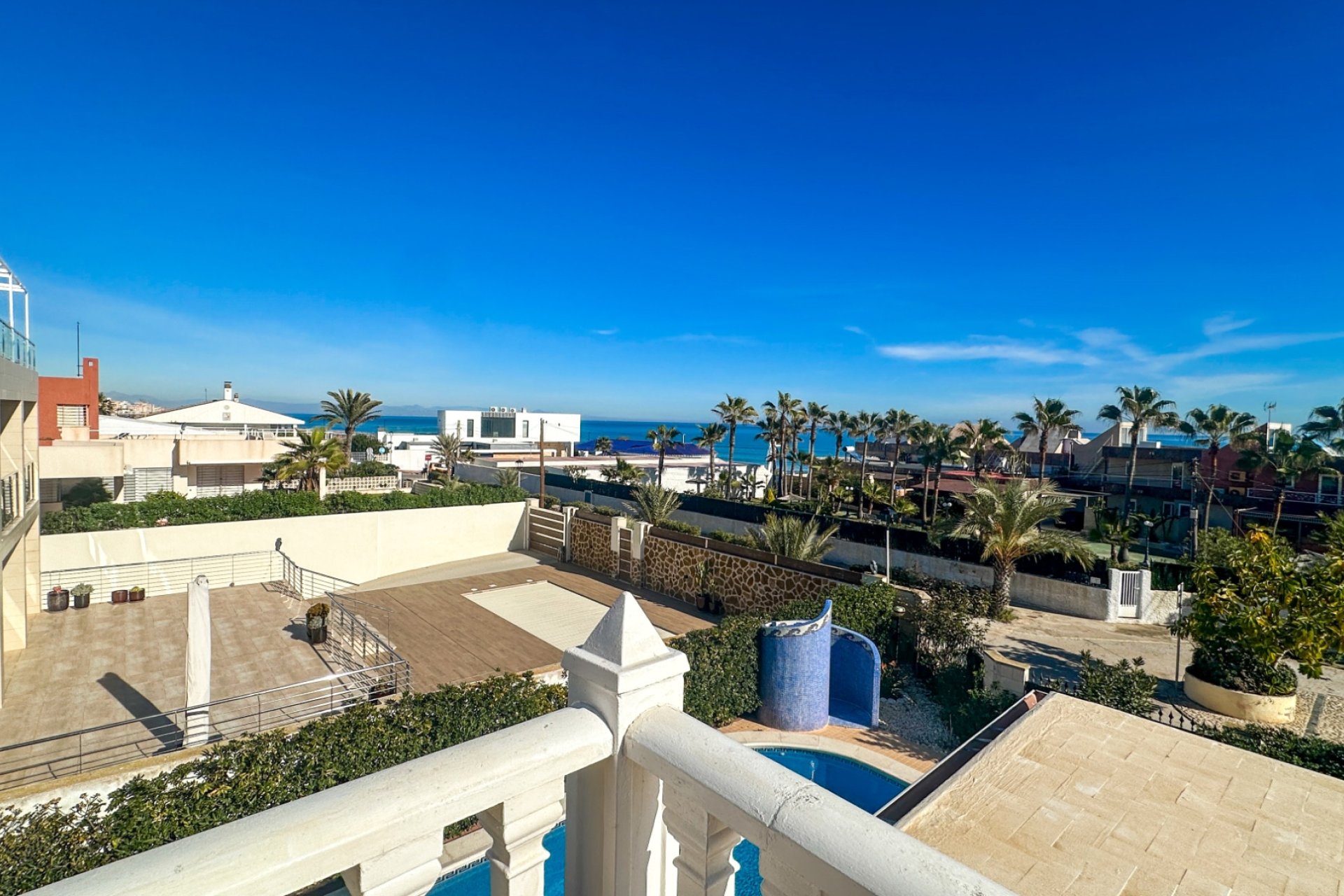 Resale - Villa - La Mata