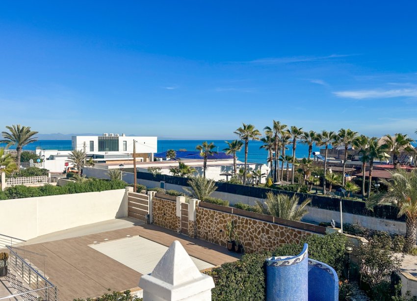 Resale - Villa - La Mata
