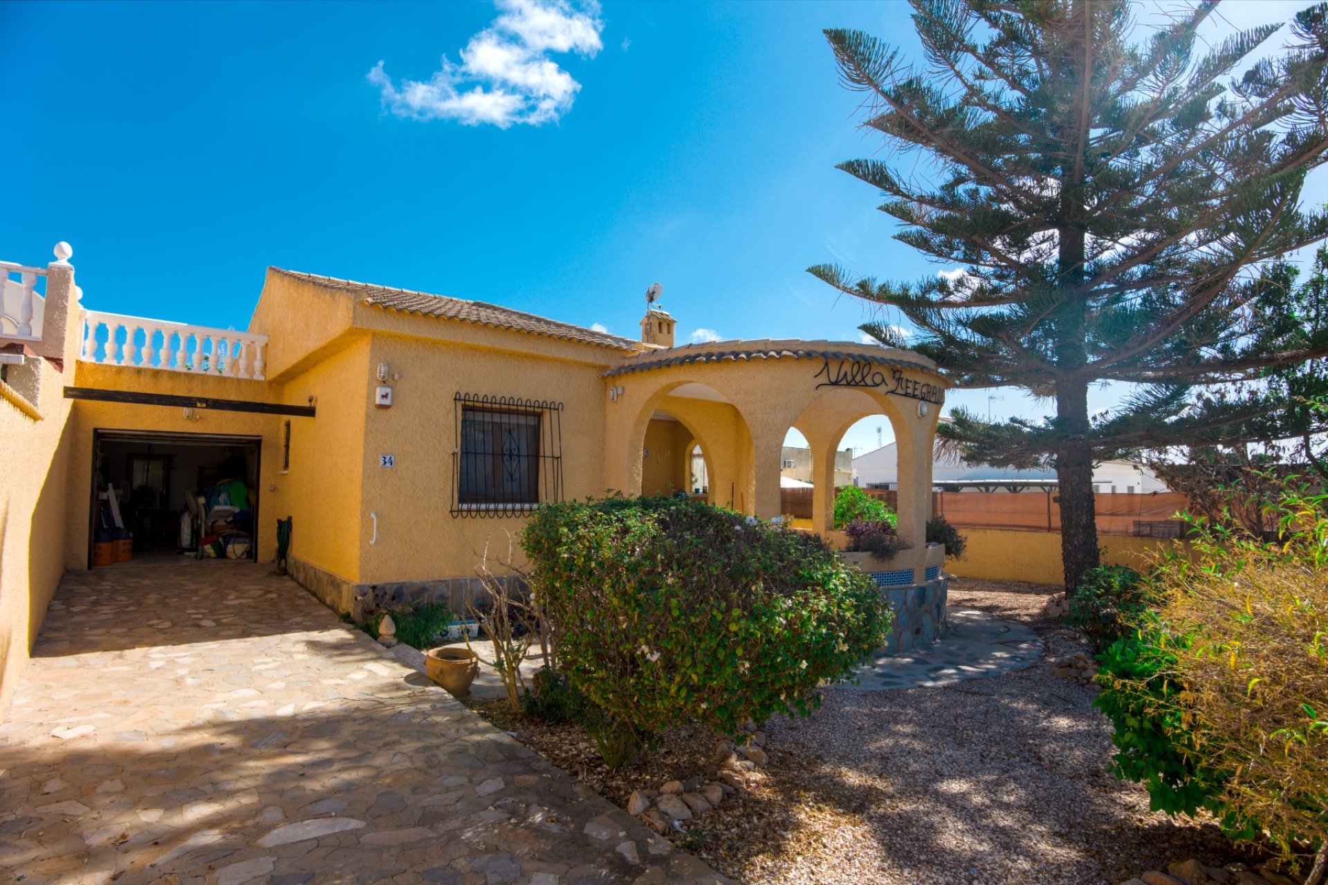 Resale - Villa - La Siesta - El Salado - Torreta - La Siesta