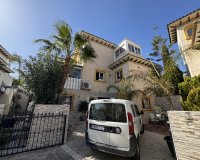 Resale - Villa - La Zenia